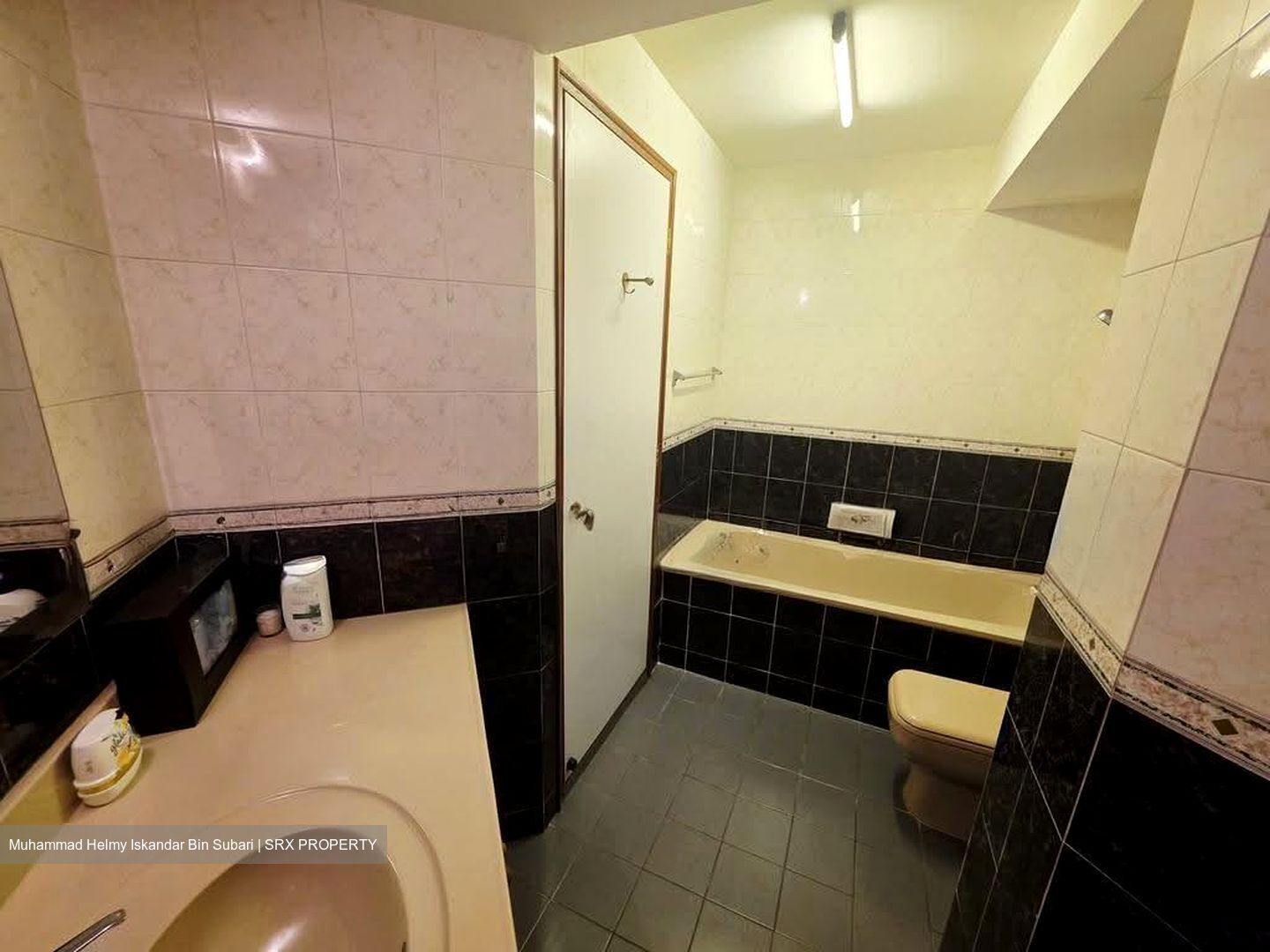 Melville Park (D18), Condominium #607778501